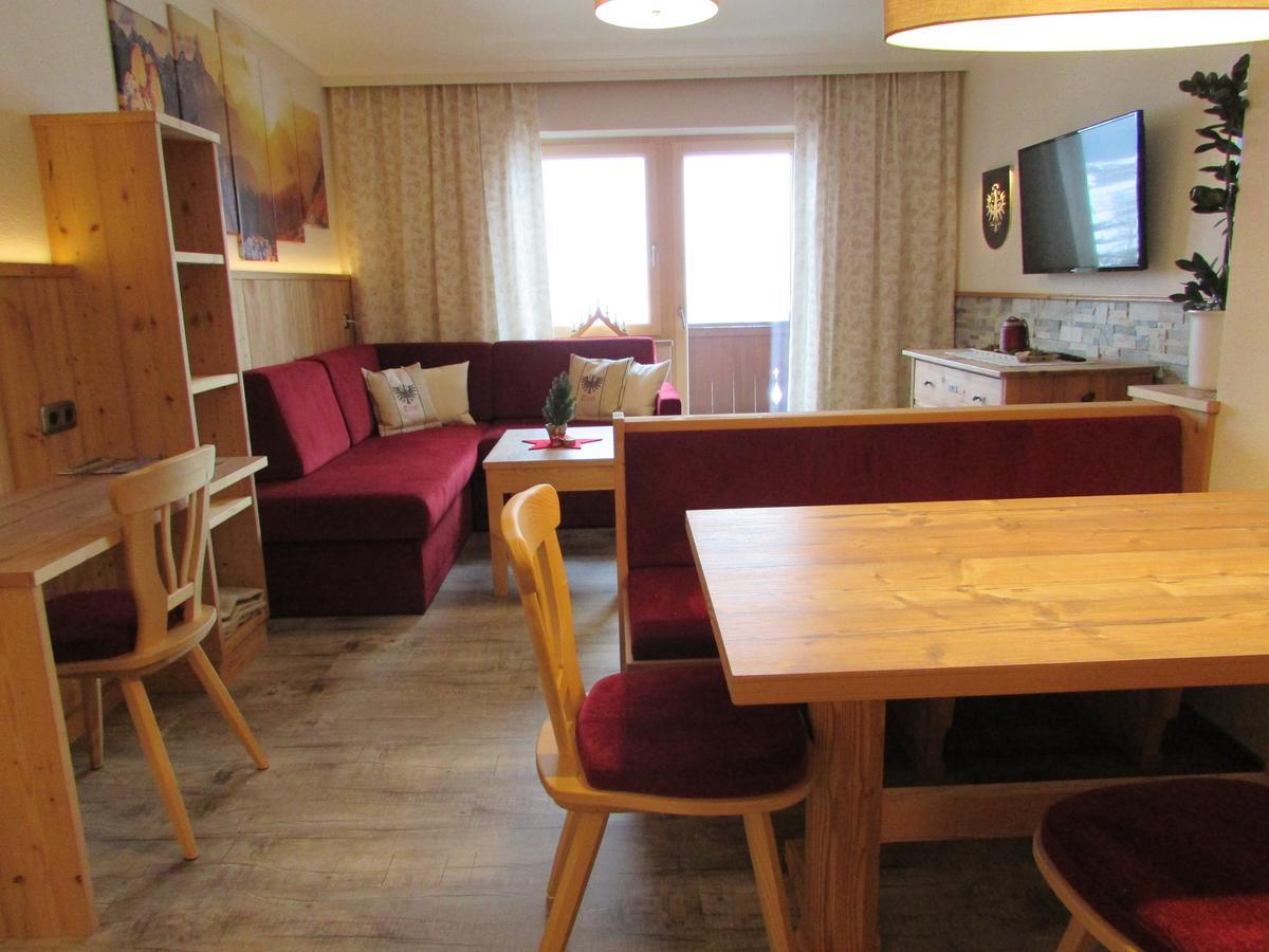 Apartamento Haus Sonnleit Kössen Exterior foto