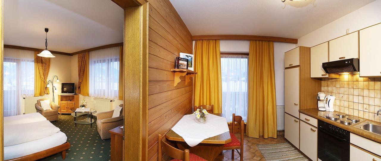 Apartamento Haus Sonnleit Kössen Exterior foto